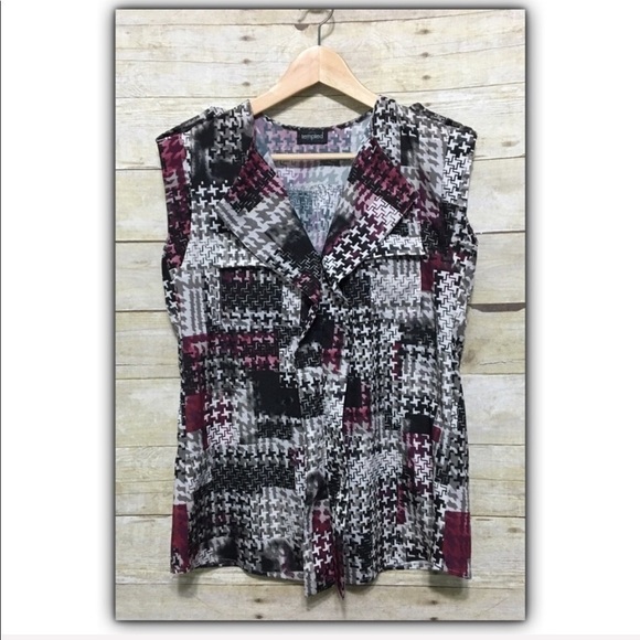 Vintage Tempted sleeveless printed v-neck blouse approximate size medium - Picture 1 of 3